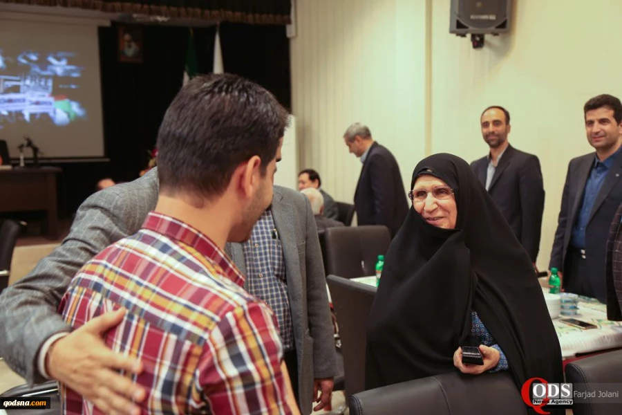 بالصور.. إقامة مأدبة إفطار فی العاصمة الإیرانیة بحضور کریمة الامام الخمینی(رض) 14