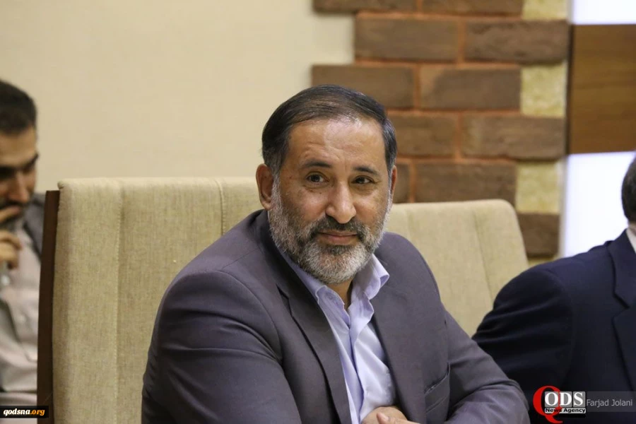 أمسیة شعریة حول فلسطین والمقاومة الفلسطینیة فی طهران

 12