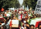 به روایت تصویر:

جنایتی که هرگز فراموش نمی شود 8