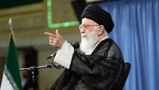 رهبر معظم انقلاب اسلامی در دیدار جمعی از مسئولان استانهای یزد و همدان:

شهید حججی عزیز، حجت خداوند در مقابل چشم همگان شد/ رویش‌های اسلامی و انقلابی فراوانند