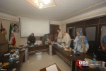 لقاء عدد من أساتذة الجامعات اليونانية بالأمينة العامة لجمعية الدفاع عن الشعب الفلسطيني
 12