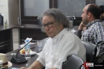 وفد تونسي يلتقي بكريمة الامام الخميني(رض) في طهران 6