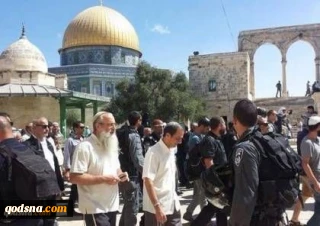 158 Israeli settlers force their way into Aqsa Mosque