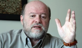 «انیس نقاش» در گفتگو با قدسنا تاکید کرد:

پیام واضح جنگ 33 روزه به تل‌آویو/ مقاومت قدرت برتر در منطقه است
