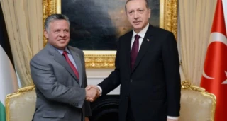 بجدول زمني واضح؛

الملك عبد الله وأردوغان يدعوان لإطلاق مفاوضات سلام جديدة