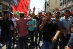 راهپیمایی مردم و رهبران فلسطینی درسالگرد شهادت «ابوعلی مصطفی»
 12