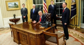 با وعده ترامپ درباره پیگیری روند سازش؛

ابومازن تدابیر ضداسرائیلی در مجامع بین المللی را متوقف کرد
