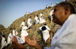 حرکت باشکوه حجاج بیت الله الحرام به سوی سرزمین منا
 5