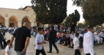 رغم التضييقات الأمنية الإسرائيلية؛ آلاف المسلمين يؤدون صلاة العيد في الأقصى
 2