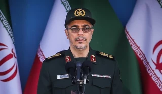 في كلمته خلال ملتقى "التدريب المهني للجنود"؛

اللواء باقري: قواتنا المسلحة تساعد دول الجوار في مكافحة الارهاب