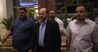 أمس الثلاثاء؛

وفد من "حماس" يجتمع بمسؤولين روس في موسكو