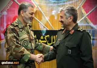 مديناً تصريحات ترامب ضد حرس الثورة الاسلامية..

الجيش الايراني يؤكد على وحدته مع حرس الثورة الاسلامية