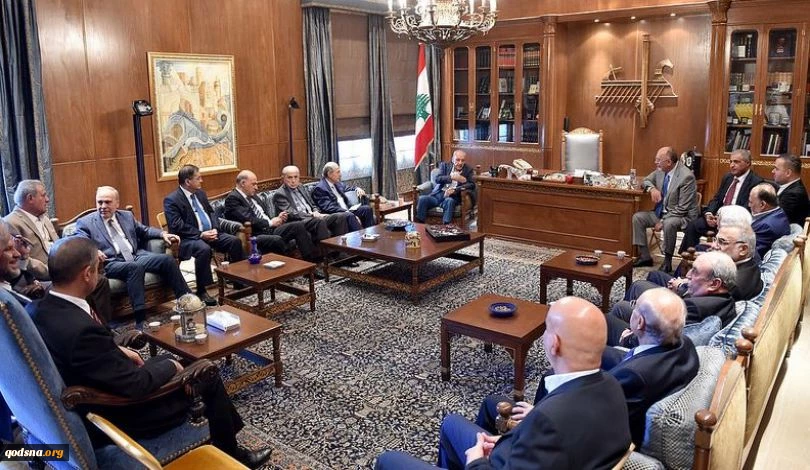 خلال لقاء مع عدد من النواب اليوم لبحث الاعتداءات والانتهاكات الإسرائيلية؛

نبيه بري يكشف مخططا إسرائيليا لبناء جدار على الحدود اللبنانية
 2