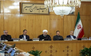 دکتر روحانی در جلسه هیات دولت خطاب به حکام ریاض؛

خطای راهبردی است که بجای ایران، با رژیم صهیونیستی دوستی می‌کنید