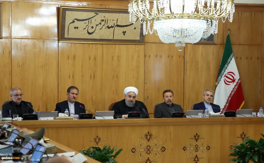 دکتر روحانی در جلسه هیات دولت:

دولت جدید آمریکا مهارت خاصی در جیب‌بری از ثروت منطقه و آتش‌افروزی دارد / خطای راهبردی است که بجای ایران، با رژیم صهیونیستی دوستی می‌کنید / آیا بمباران مردم یمن و تحریم غذا و دارو، اسلامی است؟ 2