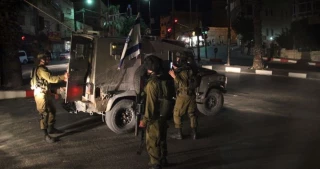 30 Palestinians, mostly students, detained in W. Bank