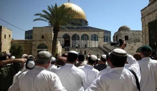 منابع فلسطینی خبر دادند:

یورش 471 صهیونیست به مسجد الاقصی