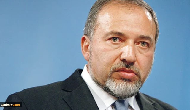 بعد أن التقوا السنوار؛ليبرمان يمنع مندوبين سويسريين من الدخول لغزة 
 2