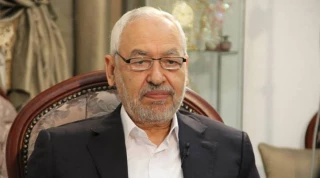 راشد الغنوشی:

آمریکا بار دیگر در منطقه جاهلانه عمل کرد/ قدس از بزرگترین محرک‌های تاریخ بوده است