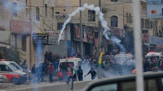 Scores injured in occupied WB's day of rage