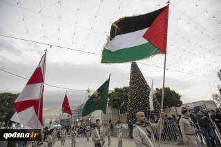 به همراه تصاویر/

جشن‌های سال نو در بیت لحم  با شعار «قدس پایتخت فلسطین» آغاز شد