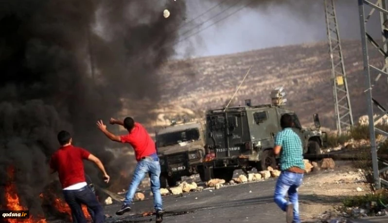 فلسطين ..

 اصابات بالرصاص الحي خلال مواجهات جمعة الغضب الرابعة
 2