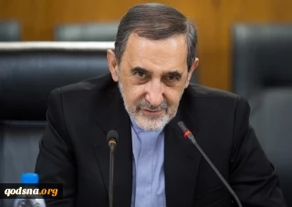 في تصريح صحفي بعد لقائه رئيس المجلس الأعلي الاسلامي العراقي؛

ولايتي: اميركا تسعي الي سياسة (فرق تسد) في سوريا والعراق