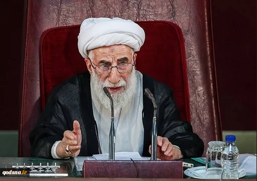 خلال كلمته في بدء الاجتماع الاسبوعي لاعضاء مجلس صيانة الدستور؛
 
آية الله جنتي: اميركا وبريطانيا والسعودية والكيان الصهيوني علقوا آمالهم على اعمال الشغب في ايران
 2