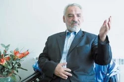 في تصريح لـ«قدسنا»:

السفير الإيراني السابق فى لبنان والاردن: إسراتيجة الأمن القومي الإيراني قائمة علي تقديم الدعم للمقاومة