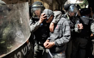 Israeli army Injures Seven Palestinians, Abducts 3, In Bethlehem