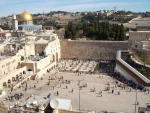 إضراب بالقدس احتجاجا على زيارة بنس لساحة البراق 2