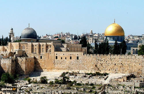 الأردن منعت وفداً فلسطينياً من الوصول للرياض؛

تفاصيل.. تحركات سعودية للالتفاف على الأردن لفرض وصايتها على القدس
 2