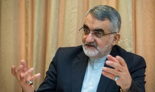 الاحد خلال اللقاء مع الصحفيين علي هامش الجلسة العلنية لمجلس الشوري الاسلامي؛

بروجردي : ترامب لن يجدي نفعا في محاولاته لرسم صورة سلبية عن ايران