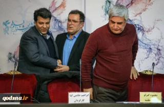 ابراهیم حاتمی کیا:
من خودم را سرباز این نظام و کشور می‌دانم