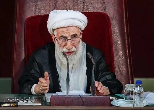 آية الله جنتي خلال الإجتماع التنسيقي لإقامة مراسم الذكري التاسعة والثلاثين لإنتصار الثورة الإسلامية؛

إننا اليوم نواجه أميركا وإسرائيل والسعودية وعلينا إحباط كافة المحاولات المناوئة للإسلام والنظام
 2
