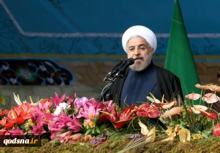 في الذكري الـ39 لانتصار الثورة الإسلامية..

روحاني: التواجد الشعبي الحماسي في المسيرات أجهض المؤامرات الأمريكية