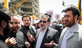على هامش مشاركته في مسيرات الذكرى السنوية الـ39 لانتصار الثورة الاسلامية؛

شمخاني: سوريا أثبتت للكيان الصهيوني ان عهد "اضرب واهرب" قد ولّى