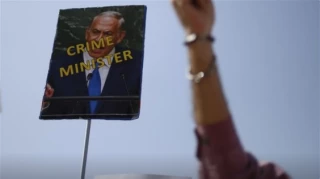 Zionists rally to bring down Crime Minister