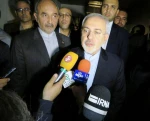 عند وصوله الی اسلام آباد

ظریف: نسعی من اجل التجارة الحرة مع باکستان
 2