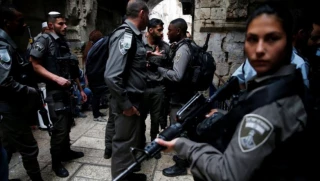 Israeli soldier stabbed by Palestinian dies of wounds, Palestinian man shot dead