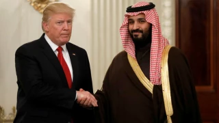 المتحدث باسم لجنة الأمن القومي والسياسة الخارجية في البرلمان الإيراني لـ«قدسنا»:

علي العالم الإسلامي تحمل مسؤولياته تجاه مايحدث‌في‌فلسطين// السعودية تلعب دور الشرطي الأميركي في المنطقة