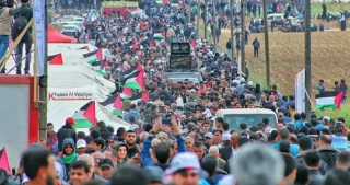 حملت كبار المسؤولين في إسرائيل المسؤولية عن الشهداء الذين سقطوا في قطاع غزة؛

هيومن رايتس ووتش: قتل متظاهري غزة عمل مدروس وغير مشروع