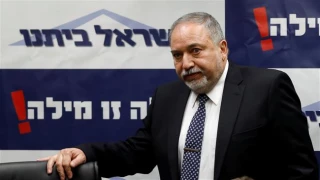 Israel threatens harshest reaction to Gaza protesters
