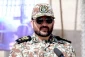 في كلمة خلال مراسم العرض الصباحي لمقر خاتم الانبياء (ص)؛

قائد بالدفاع الجوي: تحليق طائرات مجهولة في اجواء ايران مجرد تخرصات