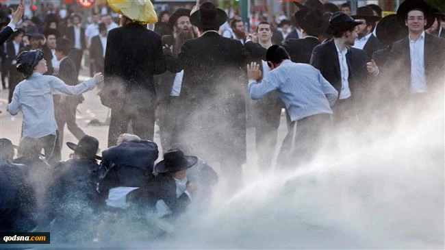 Mandatory Conscription protesters in Israel cracked down by stun grenades
 2