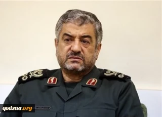 في رسالة التهنئة بمناسبة يوم الجيش الوطني؛

اللواء جعفري : تلاحم الجيش مع الحرس الثوري ادي الي تعاظم قوة الجمهورية الاسلامية