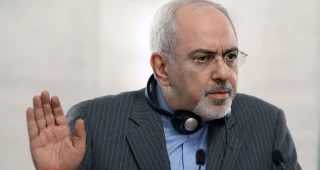 وزیر امور خارجه جمهوری اسلامی ایران در مصاحبه با شبکه آمریکایی:

نمی‌توانید با بی‌احترامی کردن به یک کشور مذاکره با آن را شروع کنید