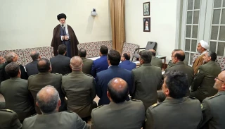 در دیدار فرماندهان نیروی زمینی ارتش مطرح شد؛

تجلیل فرمانده معظم کل قوا از مواضع وحدت‌آفرین فرمانده ارتش و درخواست مهم از جوانان