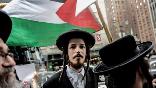 Jewish activists protesting Gaza violence arrested in US