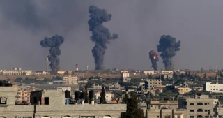 مصادر ميدانية تقول ان الصواريخ انطلقت من قواعد أمريكية وبريطانية شمالي الأردن

عدوان جديد على بعض المواقع العسكرية في ريفي حماة وحلب